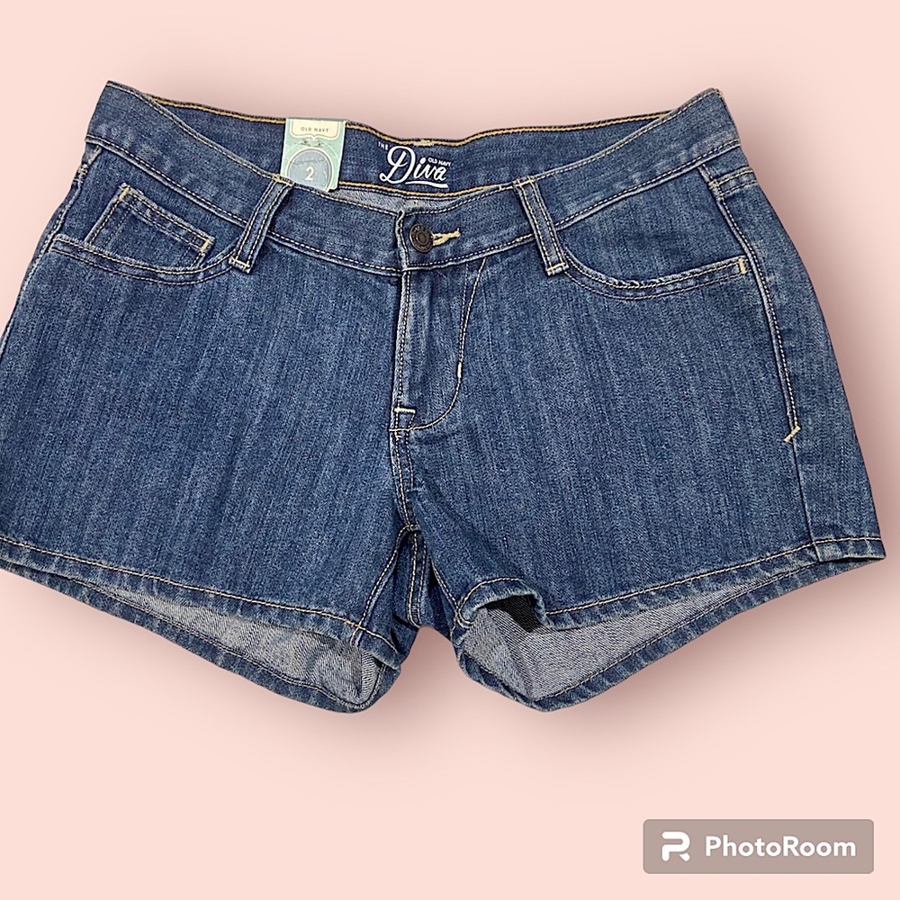 NWT Old Navy Diva Jean Shorts Size 2